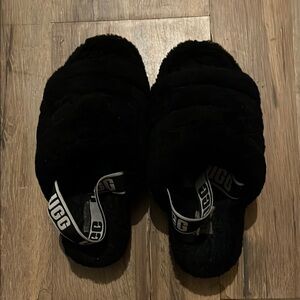 UGG Black Fluffy Slides